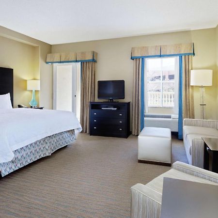Hampton Inn & Suites St. Petersburg/Downtown Zewnętrze zdjęcie