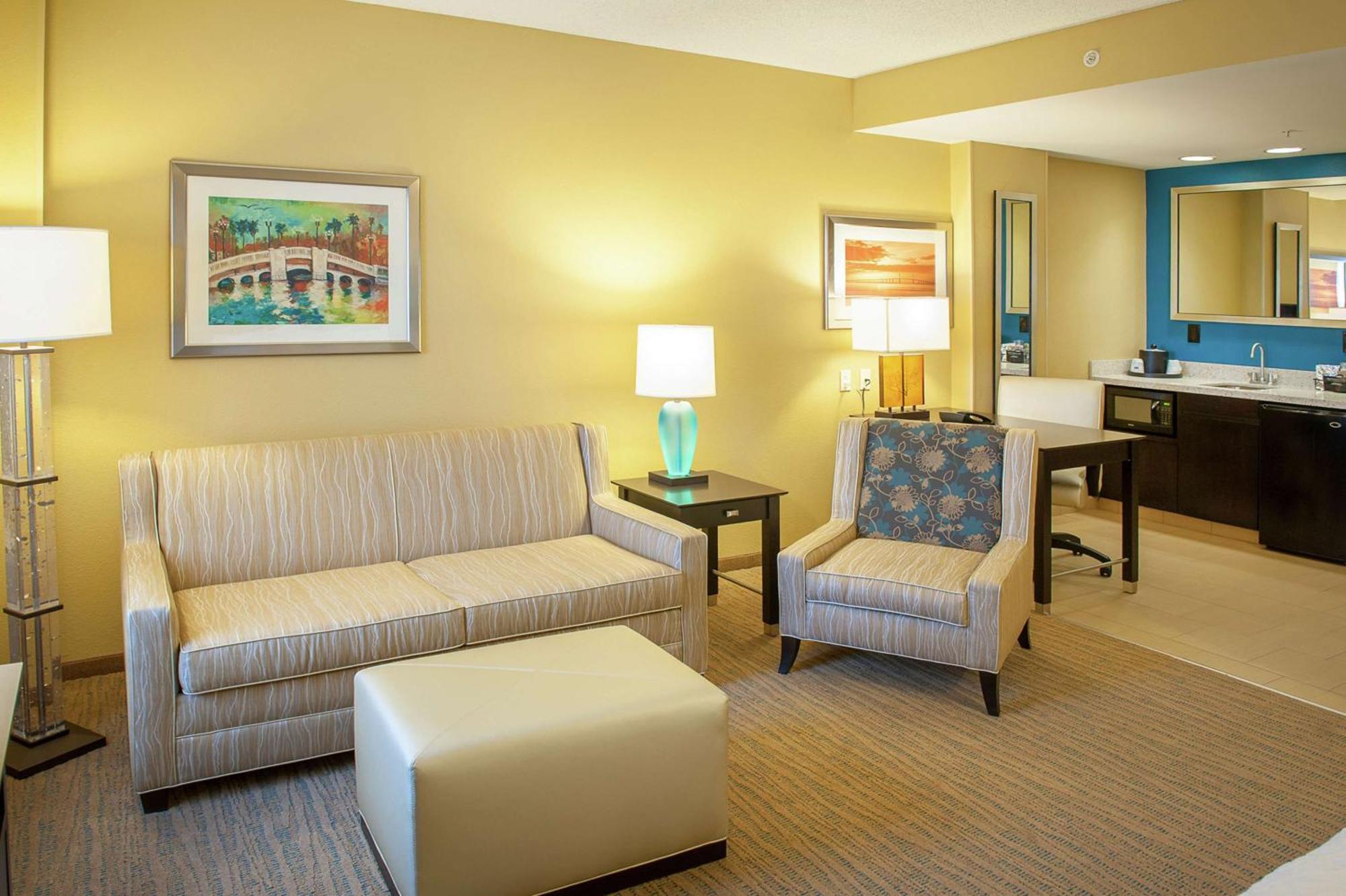 Hampton Inn & Suites St. Petersburg/Downtown Zewnętrze zdjęcie