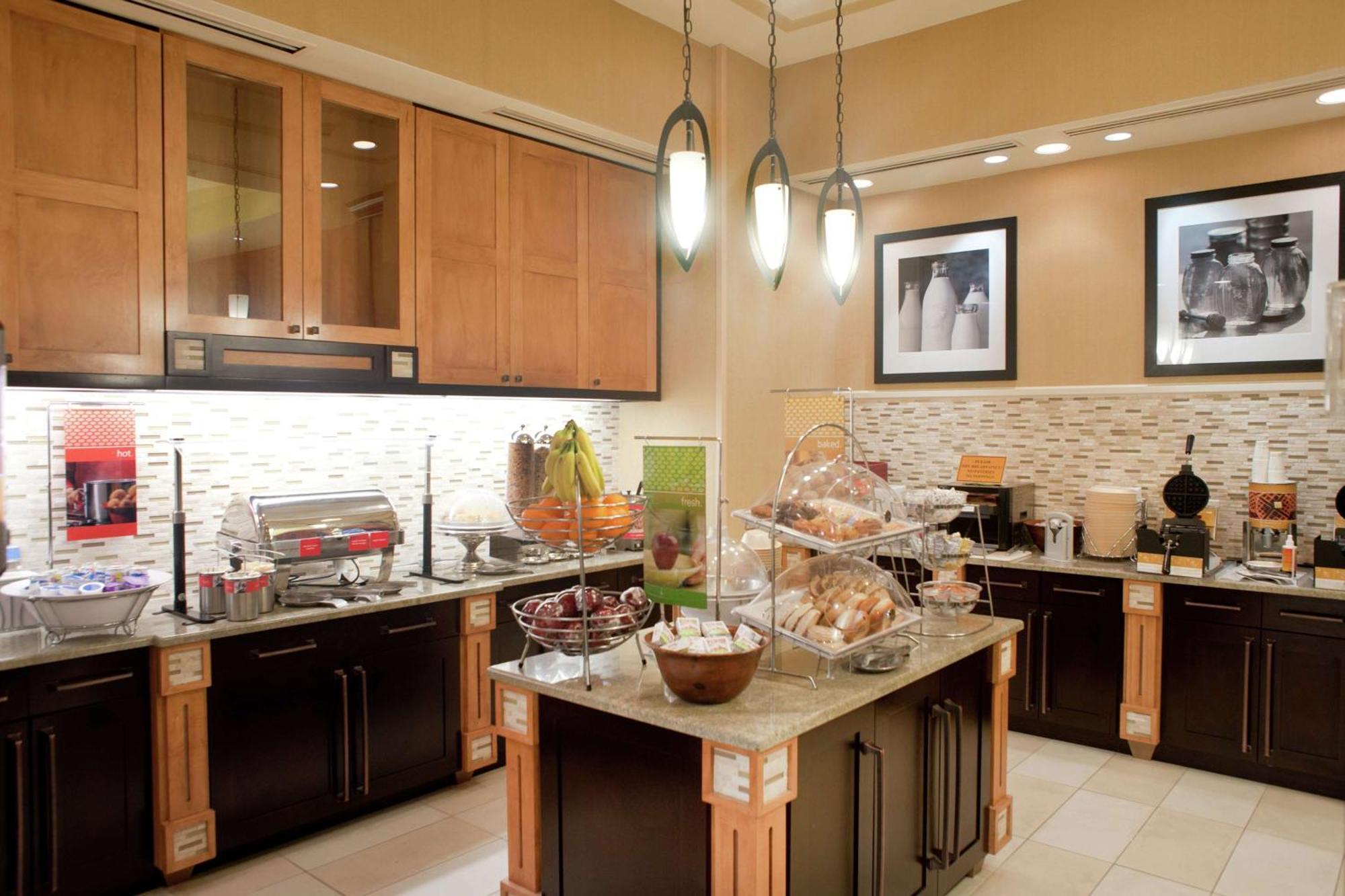 Hampton Inn & Suites St. Petersburg/Downtown Zewnętrze zdjęcie