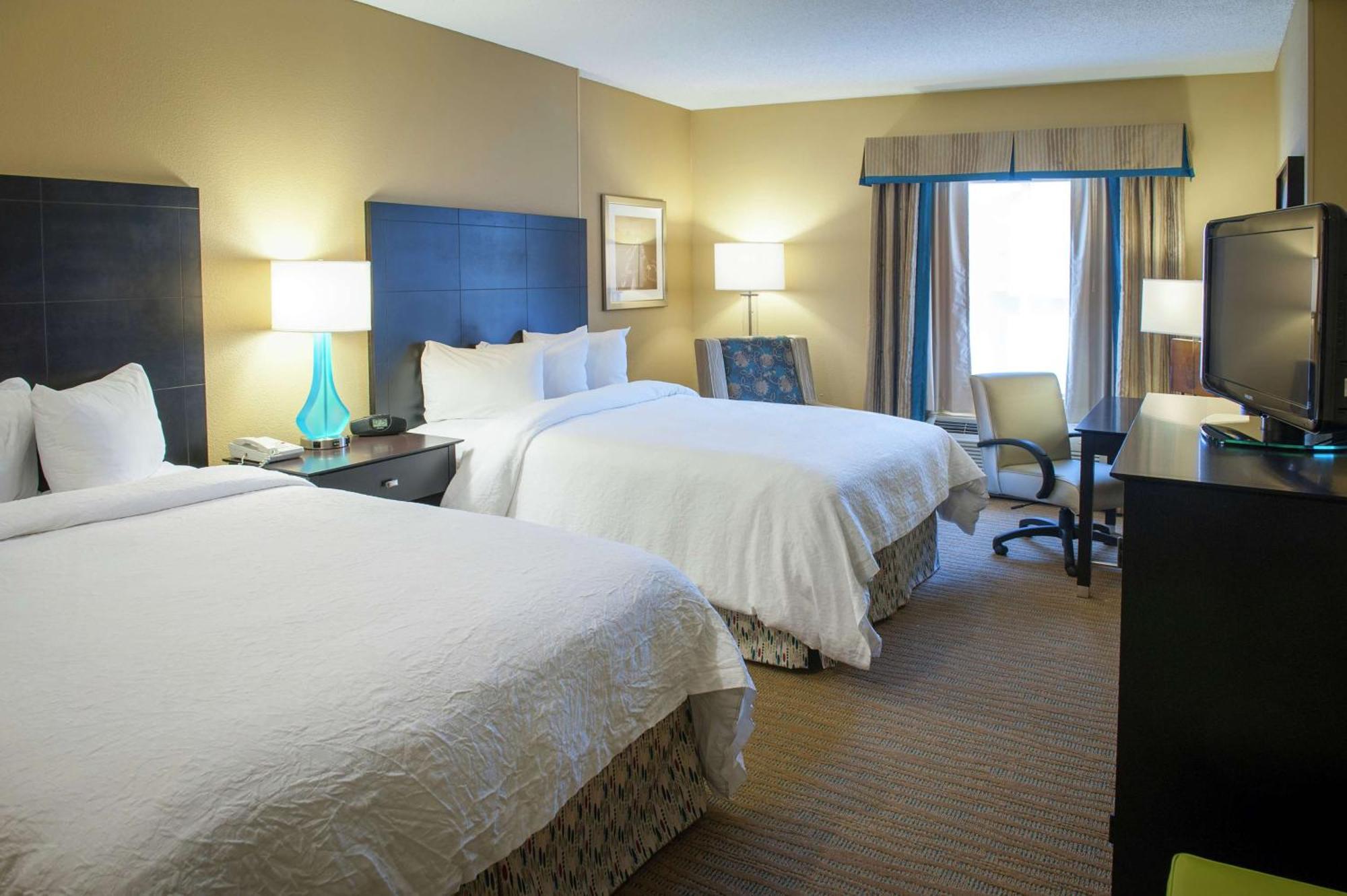 Hampton Inn & Suites St. Petersburg/Downtown Zewnętrze zdjęcie