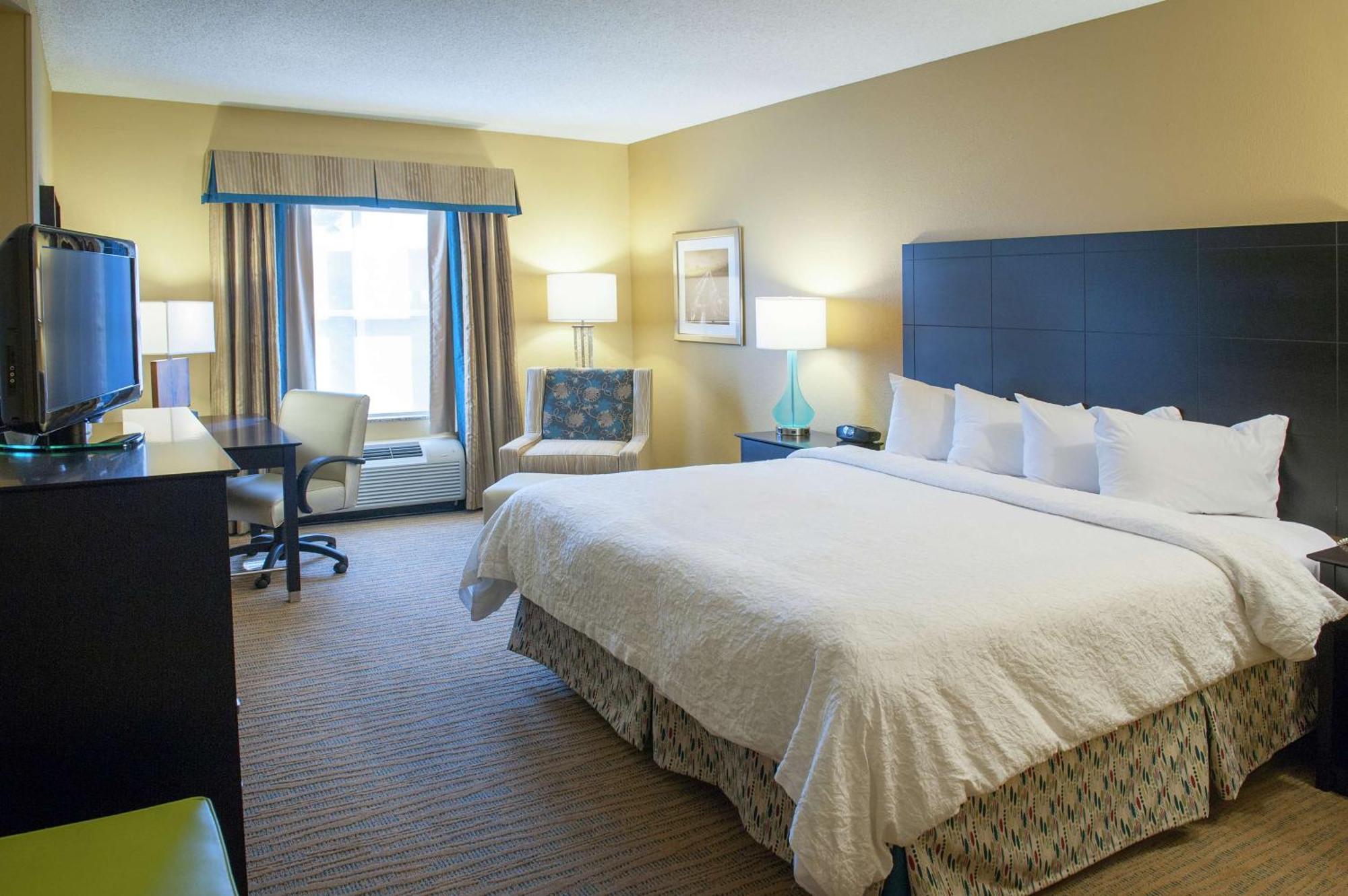 Hampton Inn & Suites St. Petersburg/Downtown Zewnętrze zdjęcie