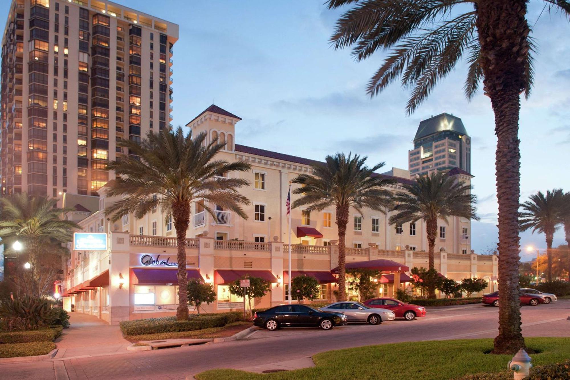 Hampton Inn & Suites St. Petersburg/Downtown Zewnętrze zdjęcie