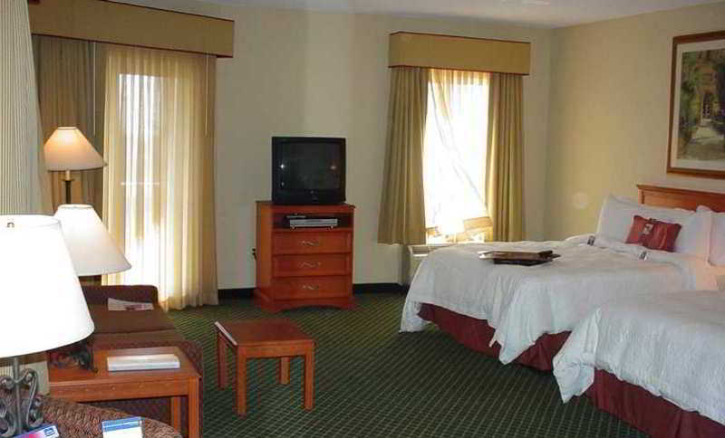 Hampton Inn & Suites St. Petersburg/Downtown Zewnętrze zdjęcie